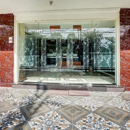 Capital O 91050 Grand Balqis Akasia Syariah Surabaya Esterno foto
