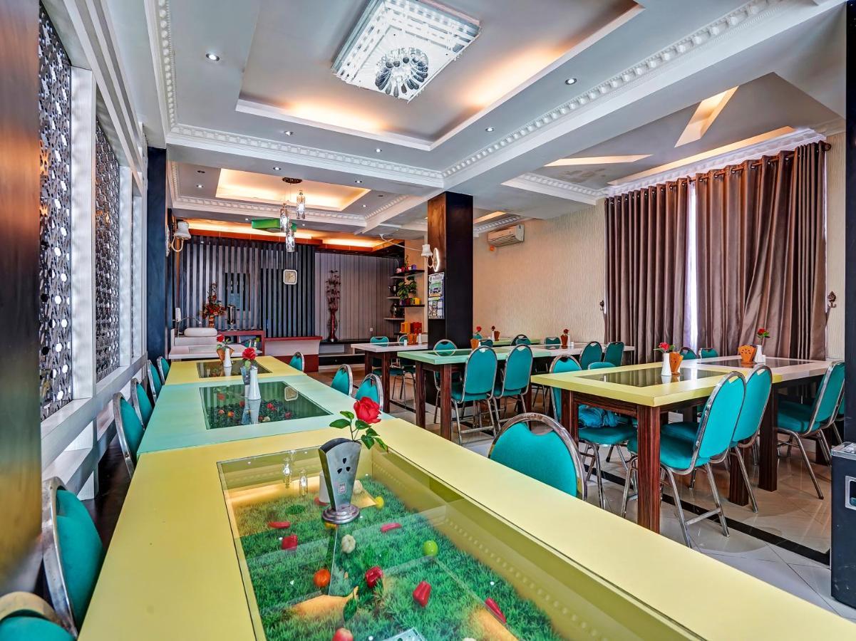 Capital O 91050 Grand Balqis Akasia Syariah Surabaya Esterno foto